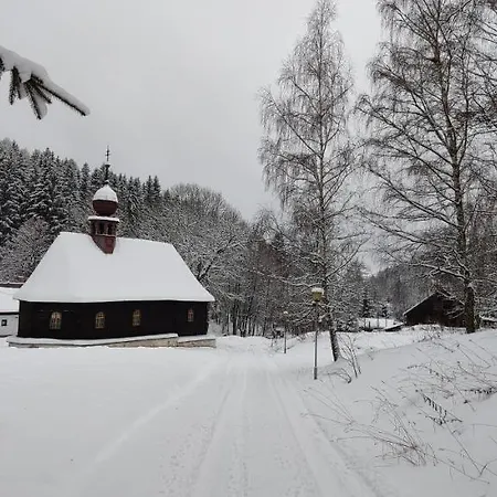 Myslivna 3*